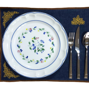 Elegante Set de 4 Manteles Individuales Bordados en Mezclilla Azul